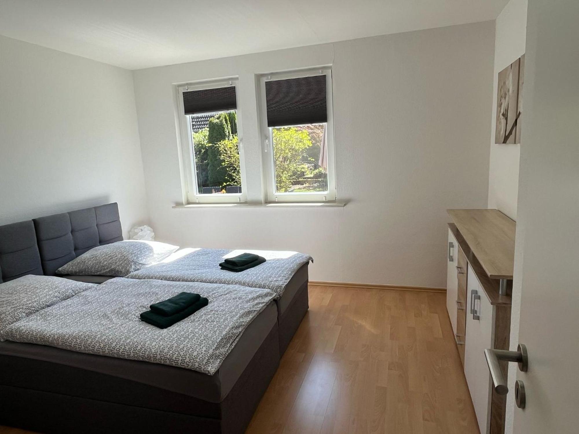 Ferienwohnung Sonnenschein Garten ユルツェン エクステリア 写真